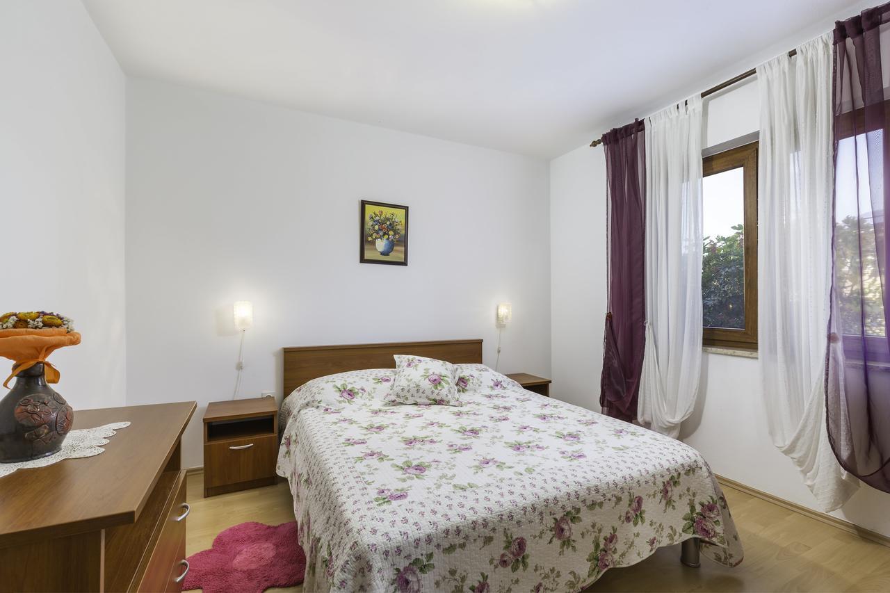 Apartment Milena Porec Luaran gambar